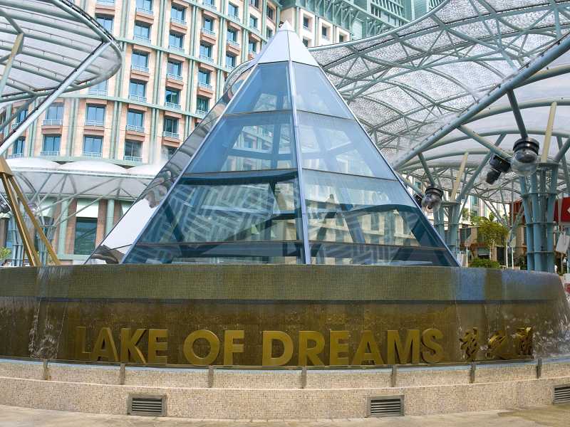 Lake of Dreams Sentosa Island